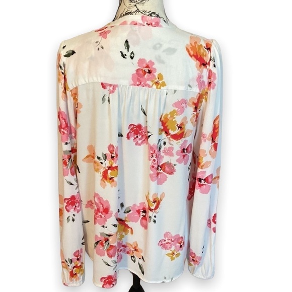 LOFT Floral Print Top Tie Front White Size M - Picture 2 of 9